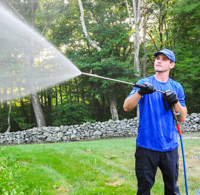 commercial pressure washing